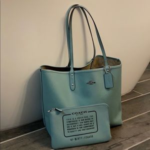 *Reversible Coach shopper tote